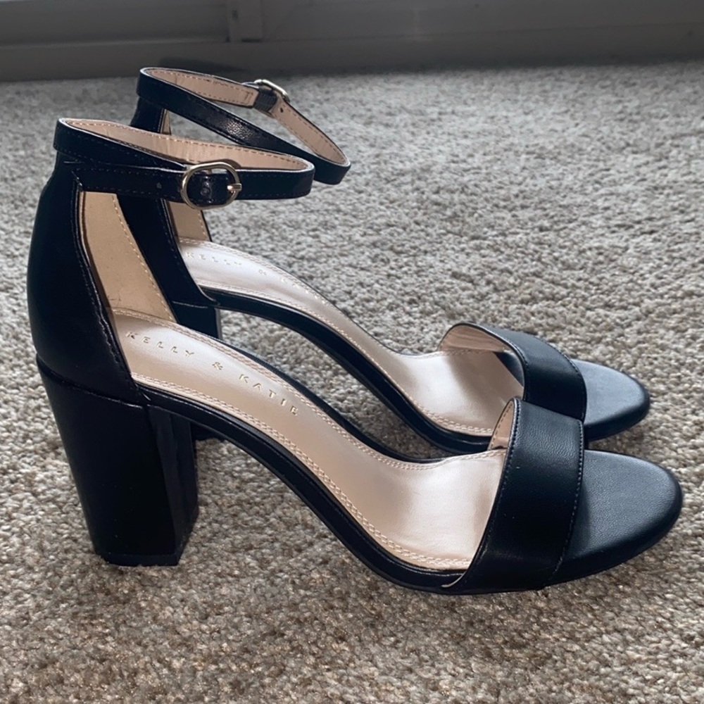 7 1/2 W Kelly & Katie Black Block Heel with Ankle Strap